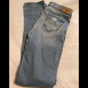 Abercrombie and Fitch Skinny Jeans NWT